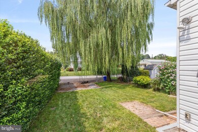 1422 3rd St, Enola, PA 17025 - photo 4