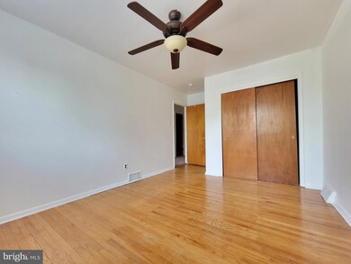 628 W Providence Rd unit 2, Aldan, PA 19018 - photo 4