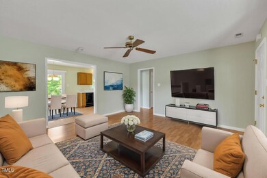 205-Lizzie-King-Ct-16 - Living Room - St