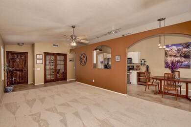 Family Room_Kitchen