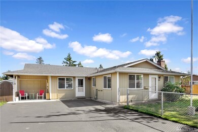 214 Pollman Cir, Lynden, WA 98264 - photo 2