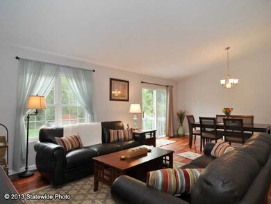 40 Cobblestone Terrace, Coventry, RI 02816 - photo 3