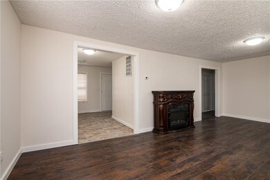 224 Paulanna Ave, Austin, IN 47102 - photo 4