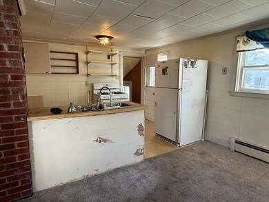 124 S B St, Cheboygan, MI 49721 - photo 3