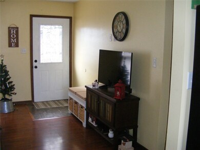 1002 W Virginia Ave, Effingham, IL 62401 - photo 4