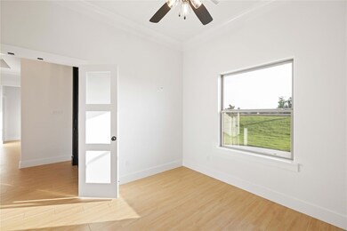 812 Cedar Elm Ct, Weatherford, TX 76085 - photo 6