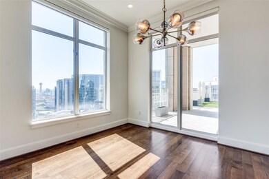 Spare room featuring an inviting chandelier, ornam