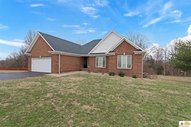 104 Carriage Ln, Glasgow, KY 42141 - photo 3