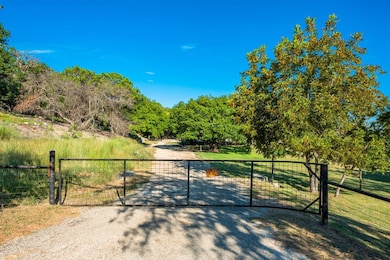 160 Enchanted Valley Rd, Kerrville, TX 78028 - photo 5