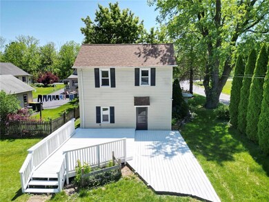 12 West St, Nazareth, PA 18064 - photo 2