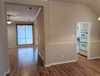 2748 Crystal Glenn Cir, Hurst, TX 76054 - photo 5