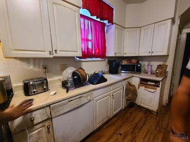 2885 Shaffer Ave, Cincinnati, OH 45211 - photo 6