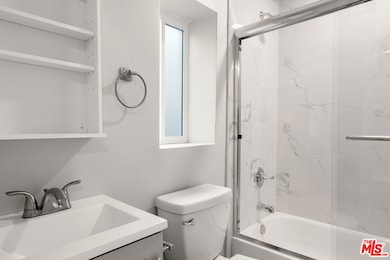 1617 W 24th St, Los Angeles, CA 90007 - photo 7