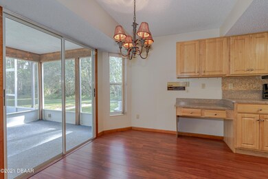 261 Woodhaven-21