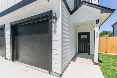 5103 Briscoe St unit B, Houston, TX 77033 - photo 3