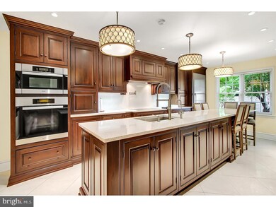 310 Lynne Ave, Reading, PA 19610 - photo 7