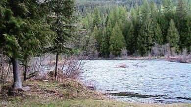Along the shores of the Yaak River