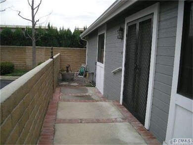 SIDE PATIO WALK WAY SIDE DOUBLE DOOR 60