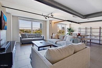 LivingRm_3024