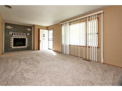 1524 E 8th St, Jeffersonville, IN 47130 - photo 3