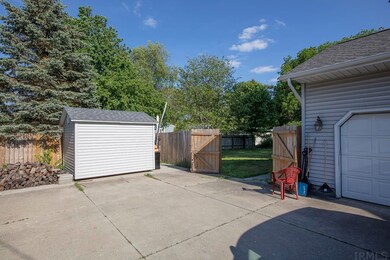 919 E Hively Ave, Elkhart, IN 46517 - photo 4