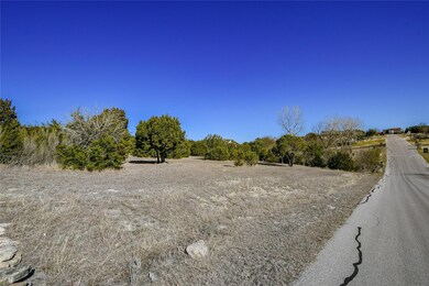 3402 Sundance Ct, Granbury, TX 76049 - photo 4