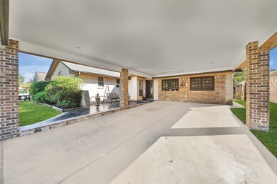 7707 Deadwood Dr, Houston, TX 77040 - photo 3