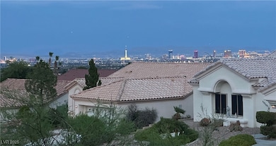 2524 Banora Point Dr, Las Vegas, NV 89134 - photo 2