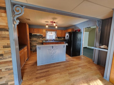 306 E Oak St, Coudersport, PA 16915 - photo 5