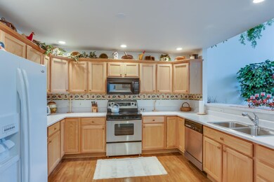 1337 Honeysuckle Ln Niles MI-large-008-1