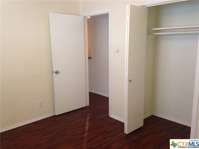 1241 N Lbj Dr unit B, San Marcos, TX 78666 - photo 6