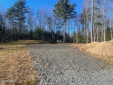 122 Skyview Ln, Dingman Township, PA 18337 - photo 4