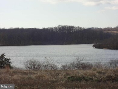 17645 Tedler Cir, Round Hill, VA 20141 - photo 3