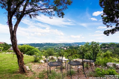 17202 Laurel Crossing, Helotes, TX 78023 - photo 3