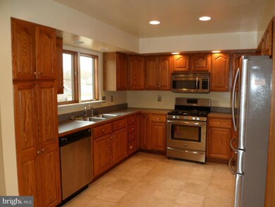 22231 Nomoni St, Leonardtown, MD 20650 - photo 4