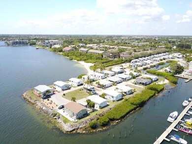 10 N Loafing St, Hypoluxo, FL 33462 - photo 6