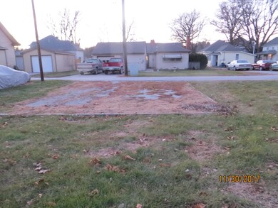 off street parking, flat back yard