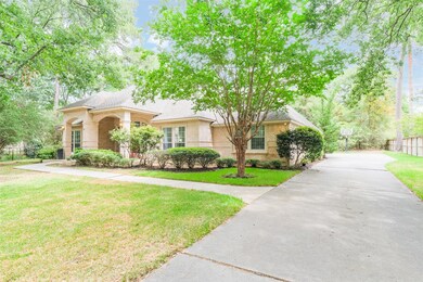 31106 Lost Creek Ct, Tomball, TX 77375 - photo 2