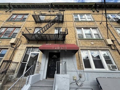 125 W 54th St unit 2R, Bayonne, NJ 07002 - photo 7