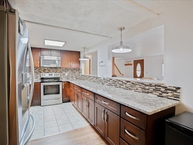 39 Columbia St, North Attleboro, MA 02760 - photo 6