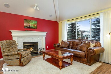 06-Living Room_SOPH0123