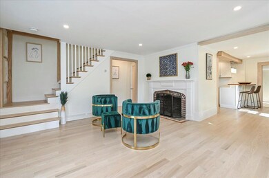 05-Living Room