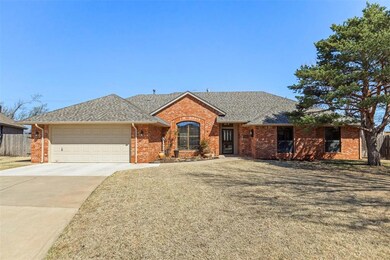 7008 Twin Lakes Cir, Warr Acres, OK 73132 - photo 2