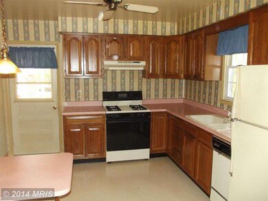 1385 Parrish St, Keyser, WV 26726 - photo 3