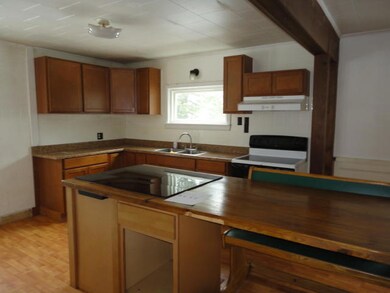 2 Kitchen v1