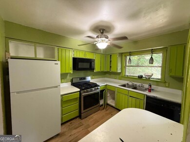 2605 Northbrook Rd, Snellville, GA 30039 - photo 2