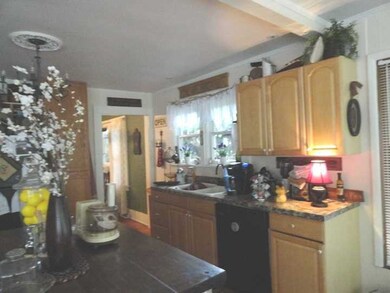 411 Oakmont Ave, Erie, PA 16505 - photo 6