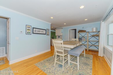 1 Diningroom (2)