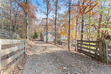 5109 Peach Mountain Cir, Gainesville, GA 30507 - photo 4