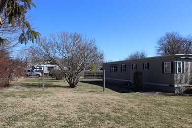 100 E Madison St, Atlanta, IN 46031 - photo 2